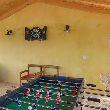Istrian With Private Pool For Up To 12 Persons Villa *