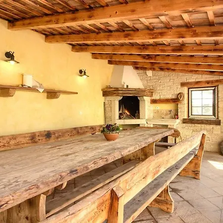 Villa Istrian With Private Pool For Up To 12 Persons Orbanici